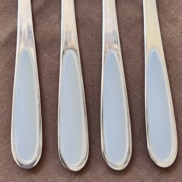 4 Dansk Dinner Knife Pearl-Gray Silicone Inlay Handle Stainless Modern Flatware - Picture 5 of 8